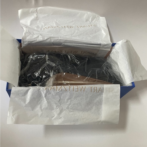 BRAND NEW Stuart Weitzman Ballet Flats - Picture 3 of 8